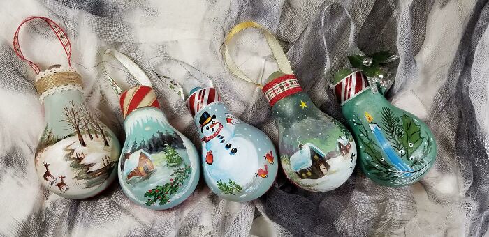 From Burnt-Out Bulbs to Hand-Painted Christmas Magic