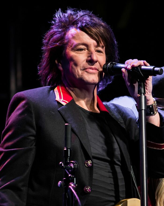 Richie Sambora: Rock Guitar Legend, 67