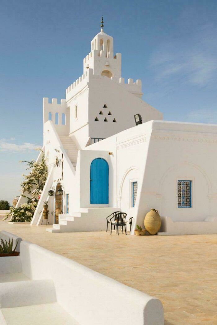 Wait, These Buildings Actually Exist?! 3 Mind-Blowing Architectural Wonders