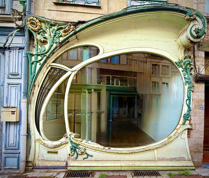 Wait, These Buildings Actually Exist?! 3 Mind-Blowing Architectural Wonders