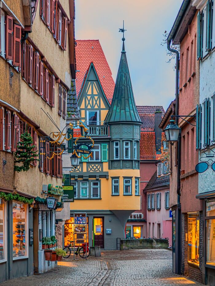 Wait, These Buildings Actually Exist?! 3 Mind-Blowing Architectural Wonders