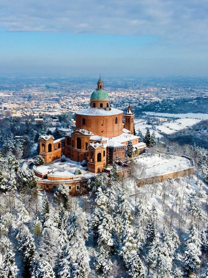 Wait, These Buildings Actually Exist?! 3 Mind-Blowing Architectural Wonders