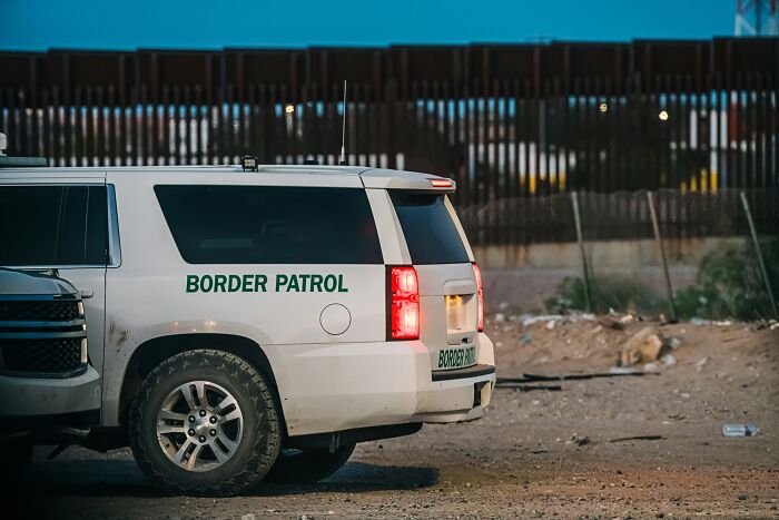 Whoa! These Are the Wildest Things People Noticed When They First Landed in the USA