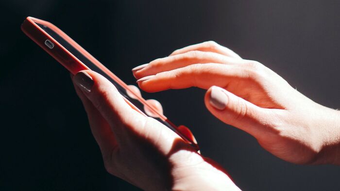 Dating app dude can’t stop asking if I’ll squish bugs bare-handed. Cute or creepy? Should I ghost him?