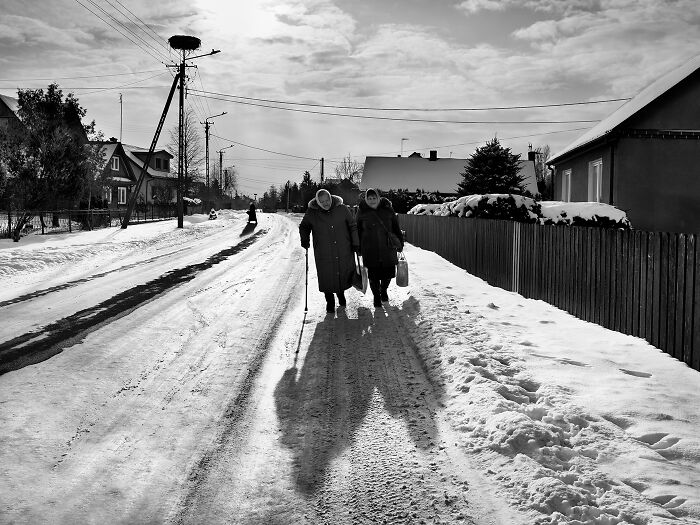 Wait, They Snapped These Magical Moments Before They Vanished? (19 Pics)