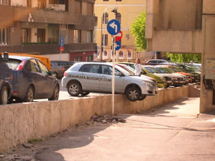 Wait, They Parked *There*?! 92 Hilariously Bad Parking Fails You’ve Gotta See