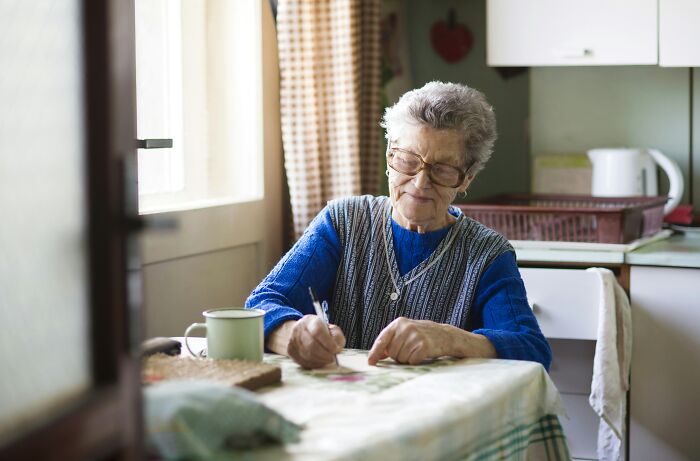 Wait, They Actually Left That in a Will?! 33 Wildest Last Wishes Ever