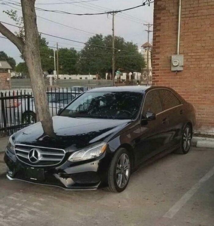 Car Crash? Or Just A Trick Of The Eye?