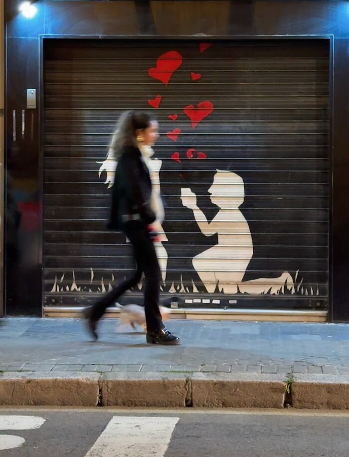 Wait Till You See These Hilarious Street Photos Where Everything Lines Up Just Right!
