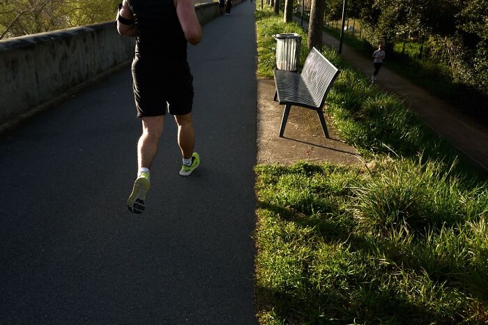 35 Street Photos That Prove Everyday Life Is Full of Surprises