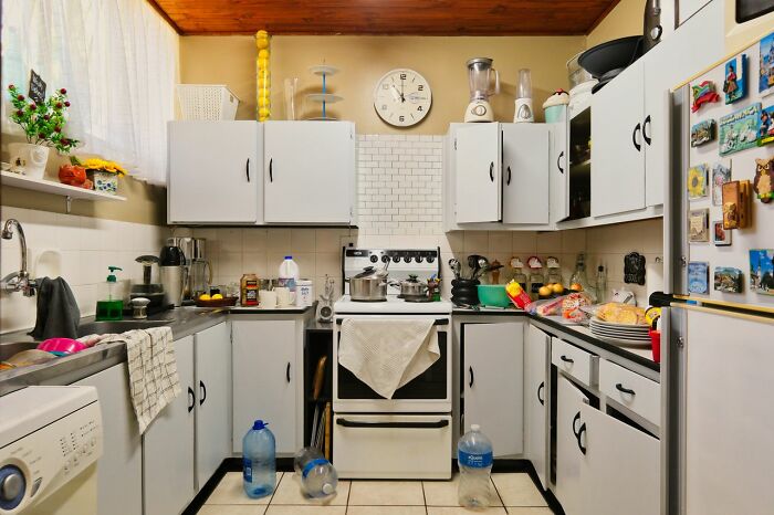 50 Totally Wild Tales of Visiting Friends' Houses Gone Oh-So-Wrong