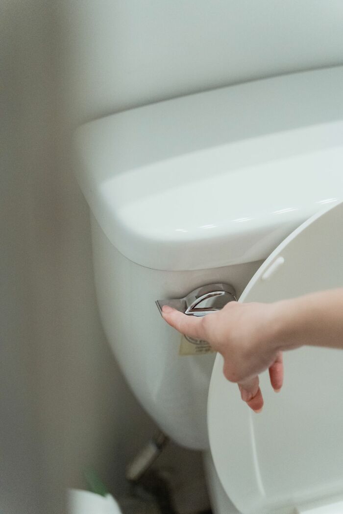 50 Totally Wild Tales of Visiting Friends' Houses Gone Oh-So-Wrong