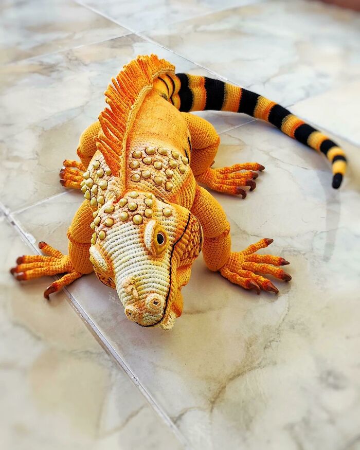 Giant Crochet Iguana (No, Seriously. 1 Meter Long)