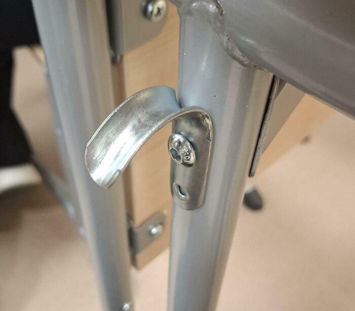 Bag Hooks That Feel Like A Challenge
