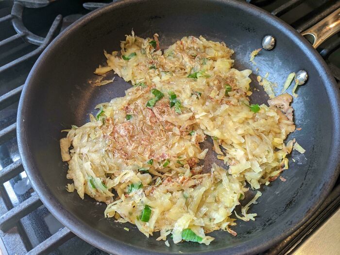 This Non-Stick Pan May Be Giving Me Cancer, But It Also Doesn't Work