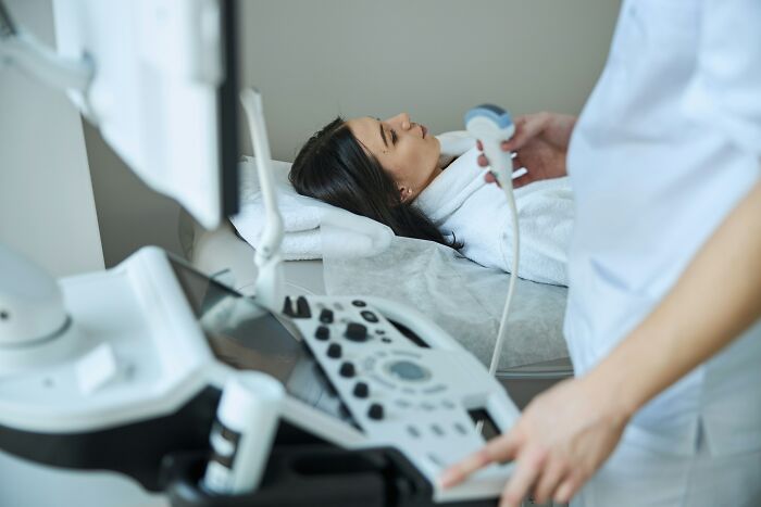 Wait, They Actually Shared That?! 40+ Gynecologist Stories That'll Make You Cringe and Laugh