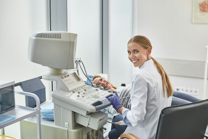 Wait, They Actually Shared That?! 40+ Gynecologist Stories That'll Make You Cringe and Laugh
