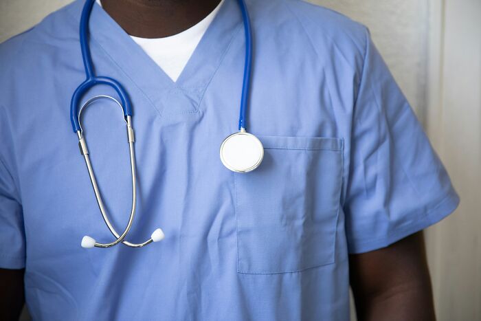 Wait, They Actually Shared That?! 40+ Gynecologist Stories That'll Make You Cringe and Laugh