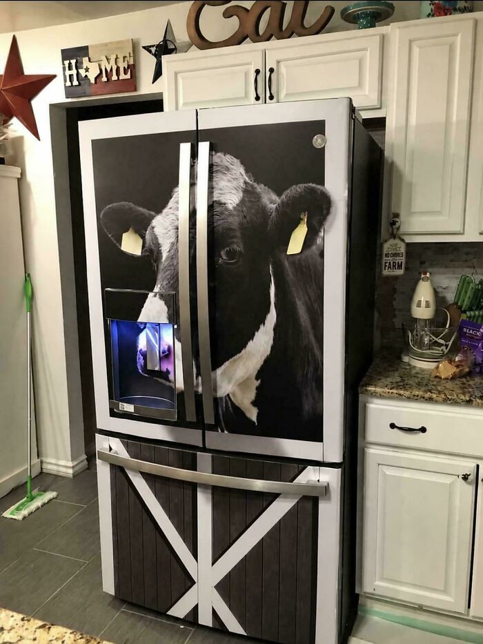 Wait, People Really Decorate Like This?! 40+ Hilarious Home Fails You Gotta See