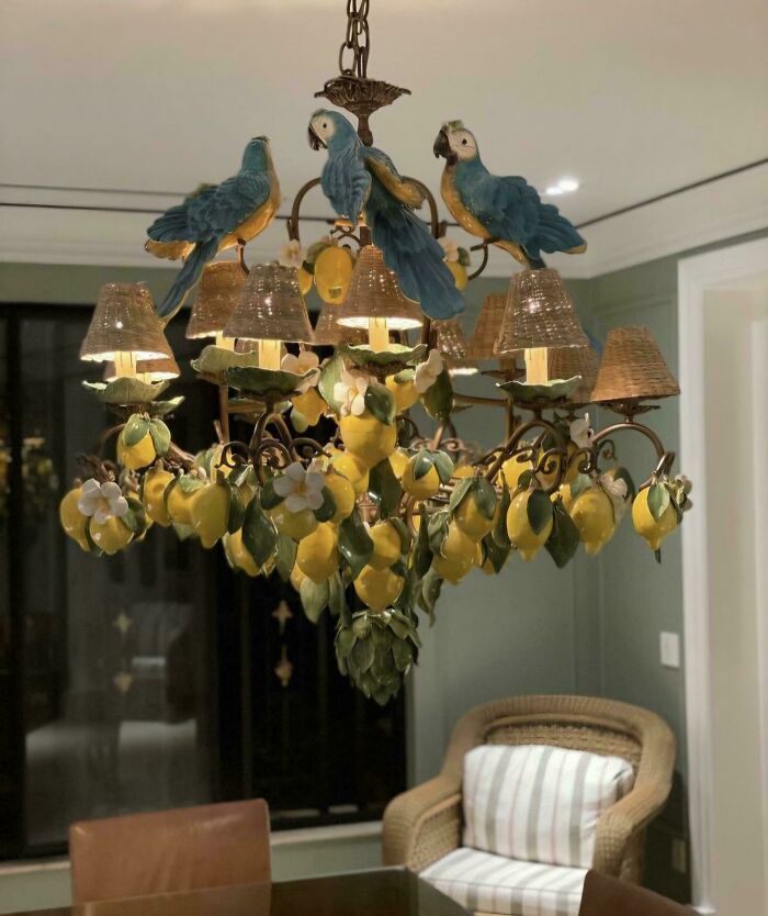 Wait, People Really Decorate Like This?! 40+ Hilarious Home Fails You Gotta See