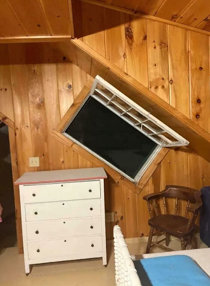 Wait, People Really Decorate Like This?! 40+ Hilarious Home Fails You Gotta See