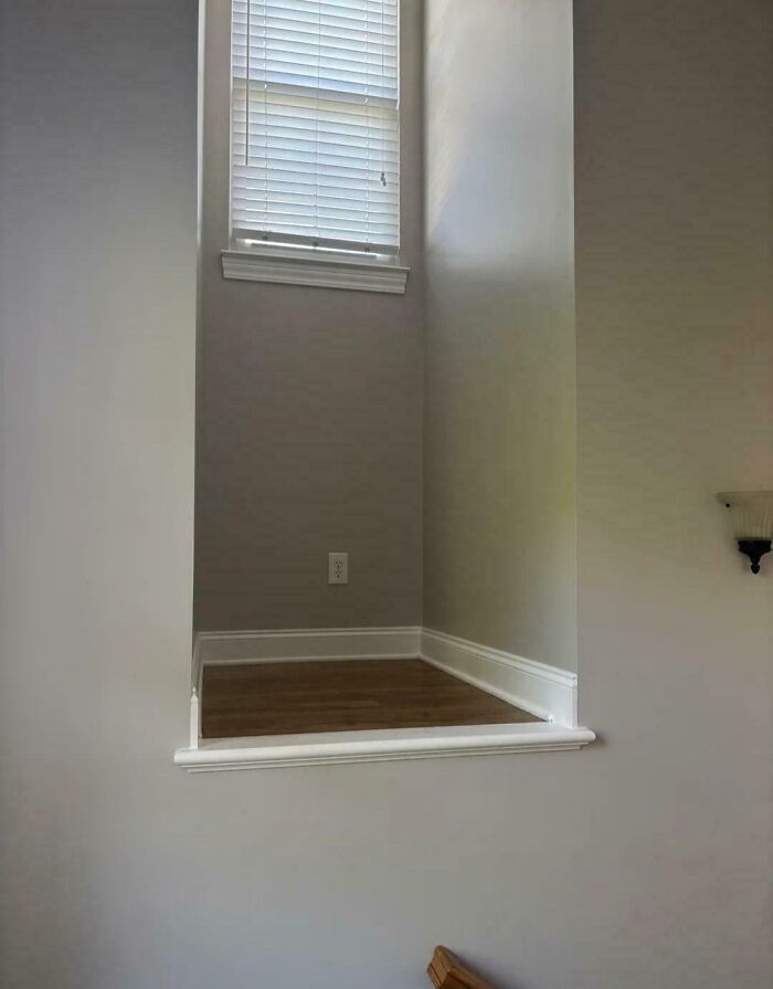 Wait, People Really Decorate Like This?! 40+ Hilarious Home Fails You Gotta See
