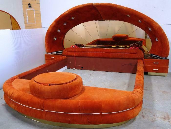 Wait, People Really Decorate Like This?! 40+ Hilarious Home Fails You Gotta See
