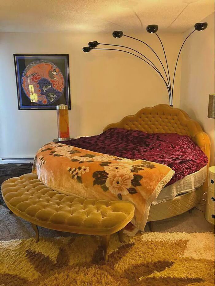Wait, People Really Decorate Like This?! 40+ Hilarious Home Fails You Gotta See