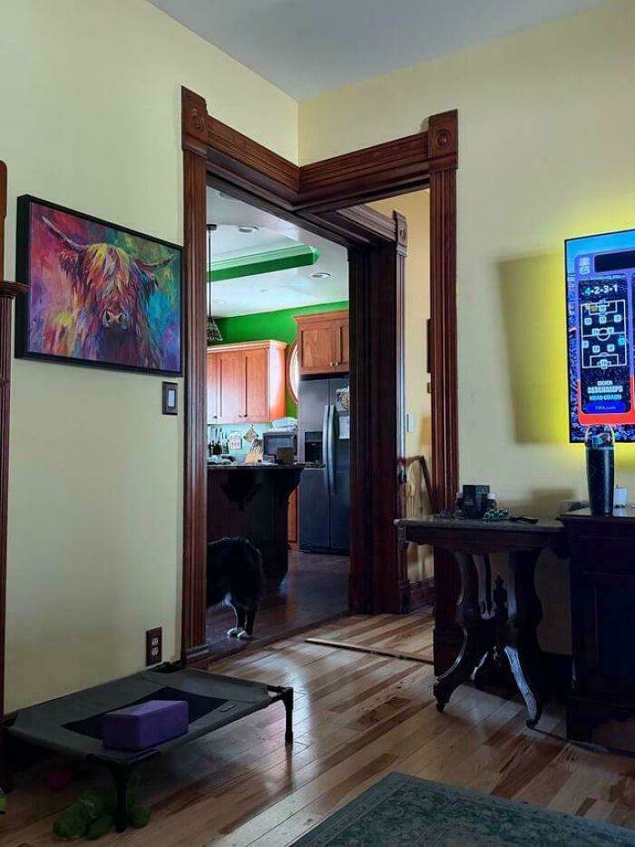 Wait, People Really Decorate Like This?! 40+ Hilarious Home Fails You Gotta See