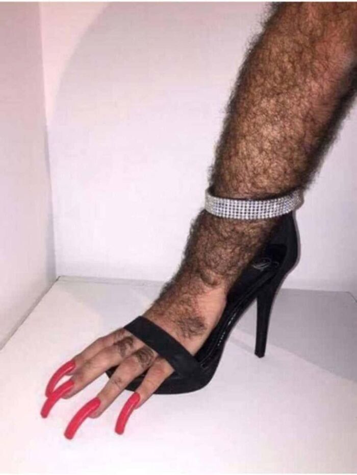 These 73 Weirdly Cursed Pics Will Make You Look Twice (Maybe Thrice)