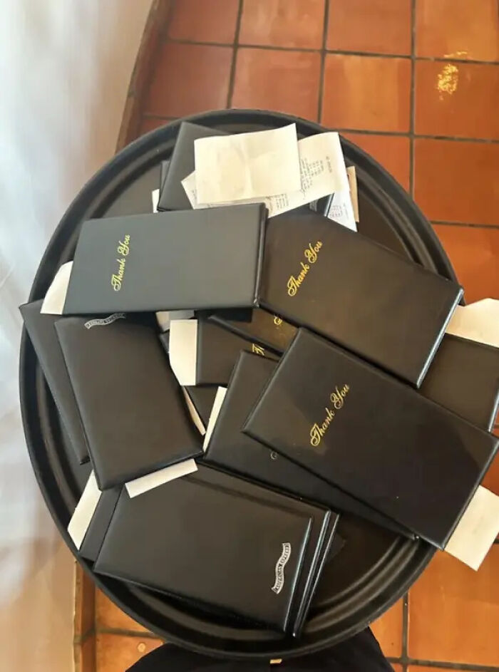 When One Table Requests 32 Separate Checks. Yep, Really.