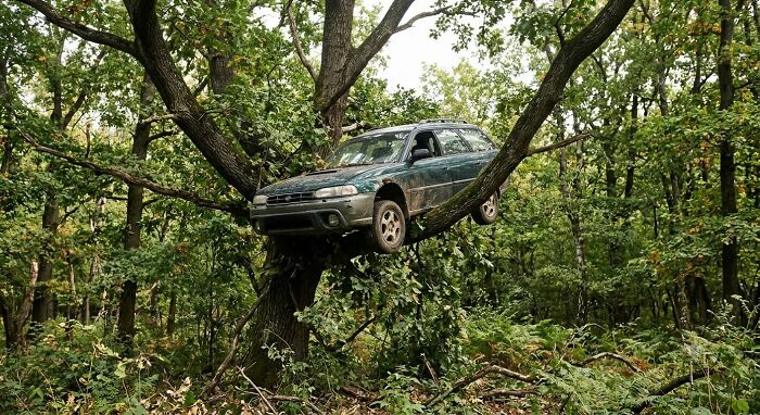 Parking Fails So Wild You'll Say, "Wait, They Parked Where?!"
