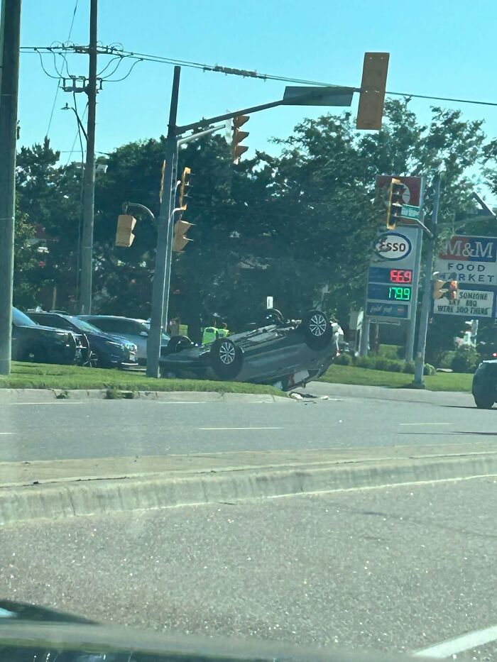 Parking Fails So Wild You'll Say, "Wait, They Parked Where?!"