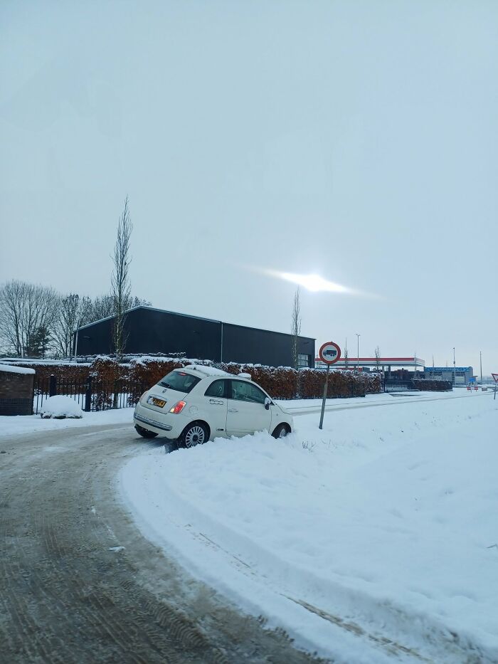 Parking Fails So Wild You'll Say, "Wait, They Parked Where?!"