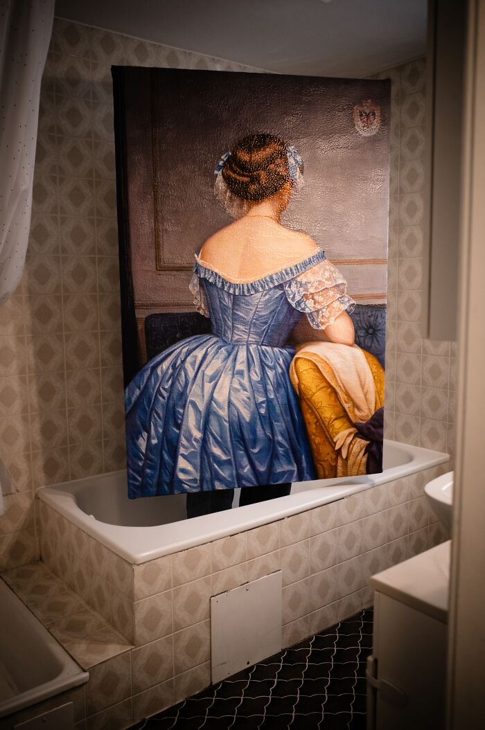 The Princesse De Broglie’s Not-So-Secret Back
