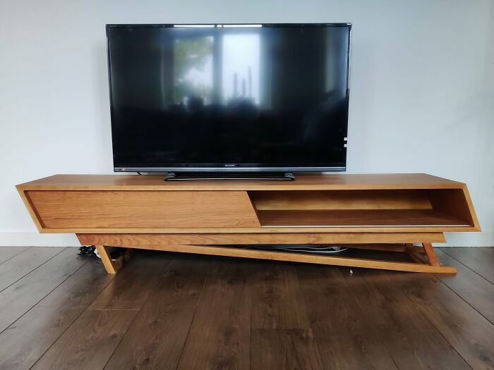 Console Table From r/Woodworking (Nailed It, Or Not?)