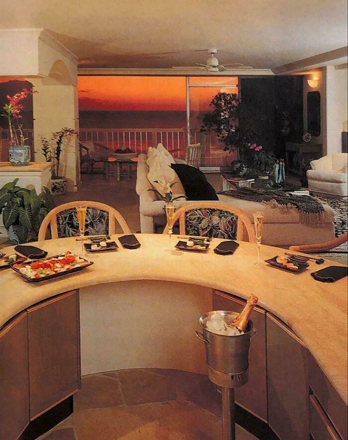 Island Home Magazine, August 1993: Vacation Goals