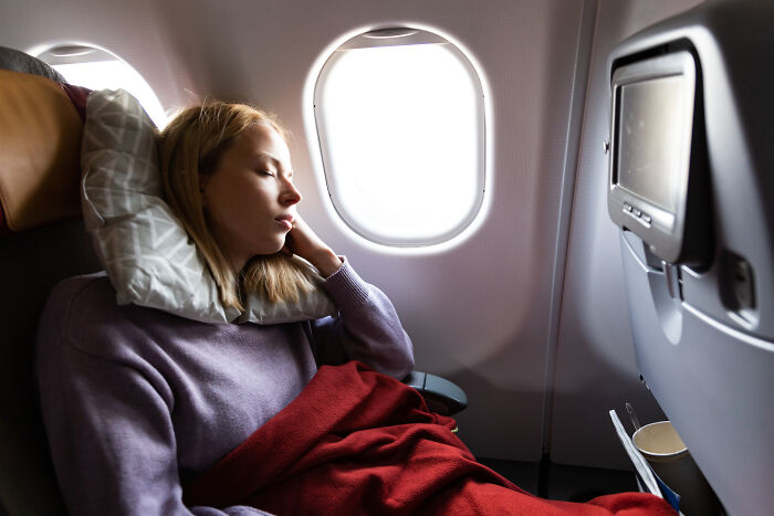 Spoiled Girl Wanted Three Seats to Herself—and Took Them