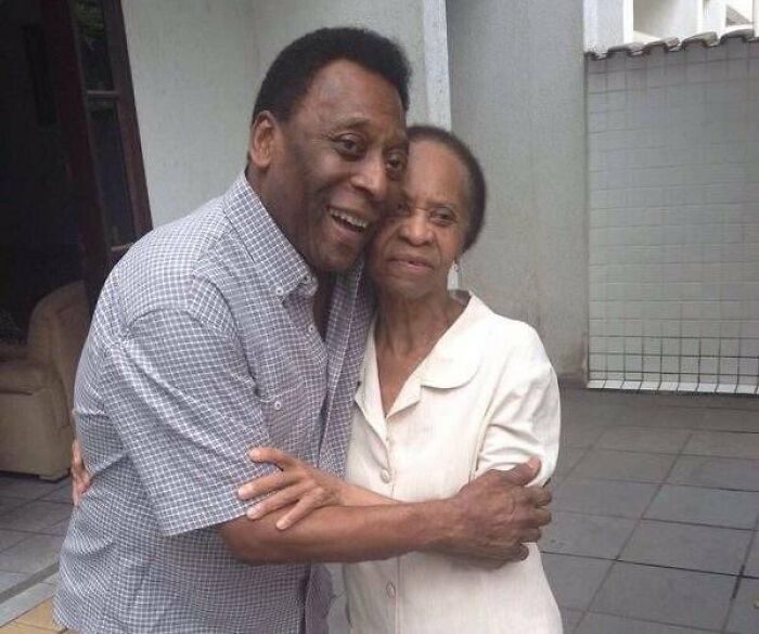 Pelé’s Mom Outlived Him by a Whopping Year and a Half