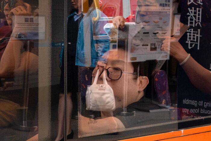 Wait, They Actually Snapped These Hilarious Street Coincidences? (35 Pics)