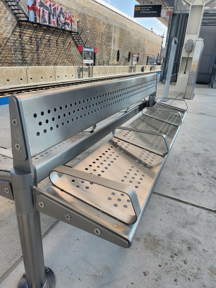 52 Design Fails That Tried To Help But Ended Up Hilariously Annoying