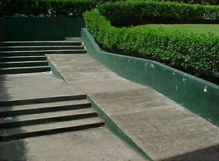 52 Design Fails That Tried To Help But Ended Up Hilariously Annoying