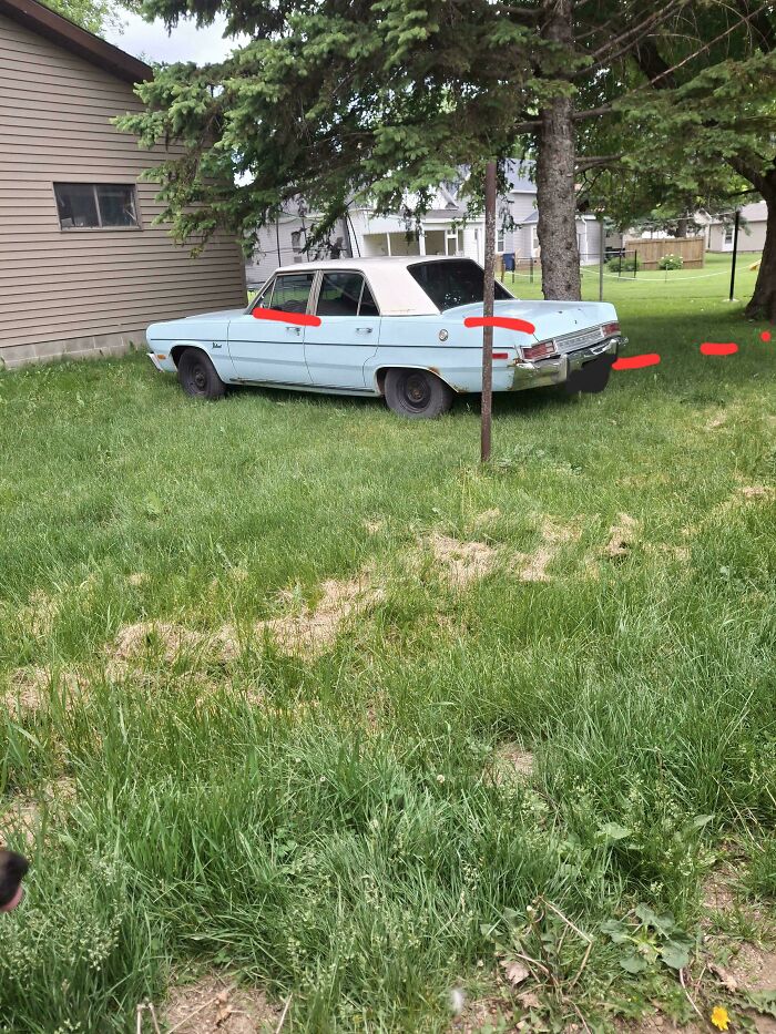 Random Car Parked In Our Yard For 24 Hours, Owner Nowhere To Be Seen