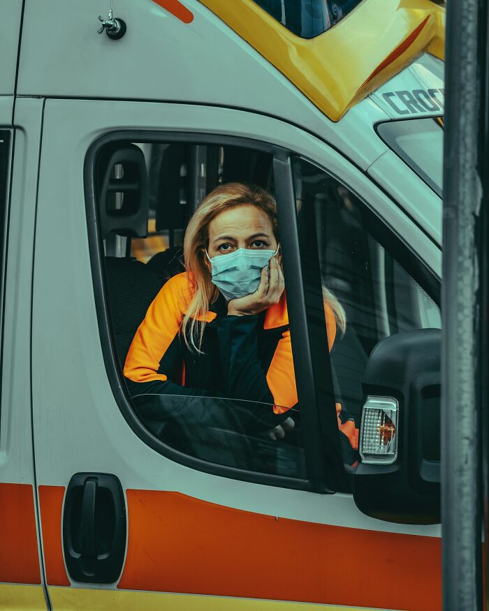 26 Wild Tricks Doctors Use When Patients Totally Fake It