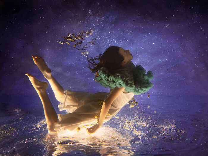 "Jasmin, Floating Like a Dream"