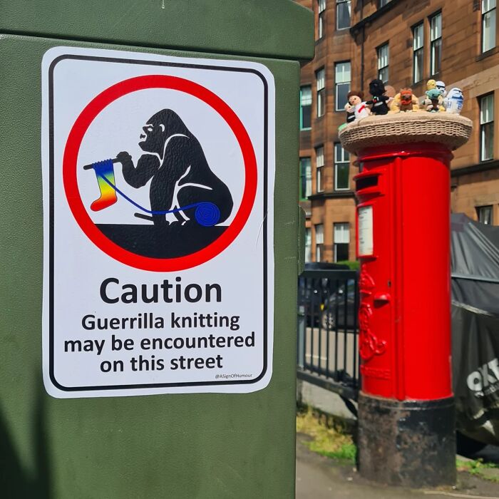 Wait, They Actually Put These Hilarious Fake Signs Around Glasgow? (38 Pics)