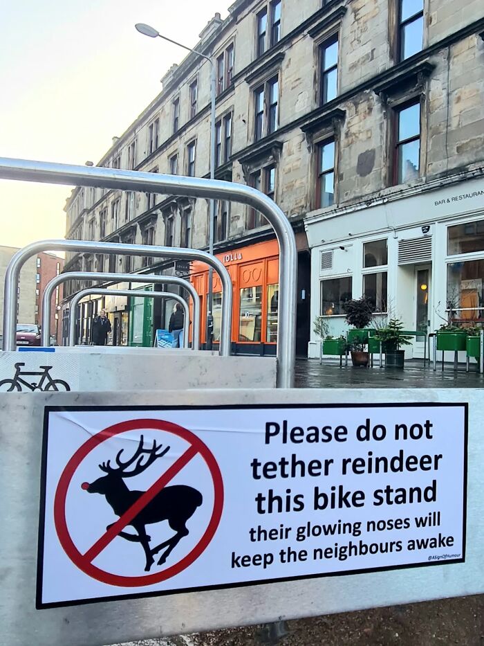 Wait, They Actually Put These Hilarious Fake Signs Around Glasgow? (38 Pics)