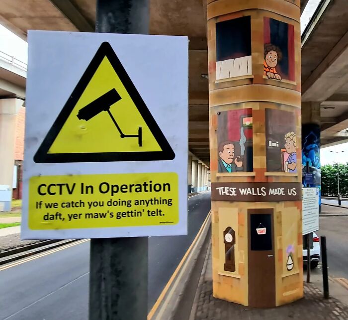 Wait, They Actually Put These Hilarious Fake Signs Around Glasgow? (38 Pics)