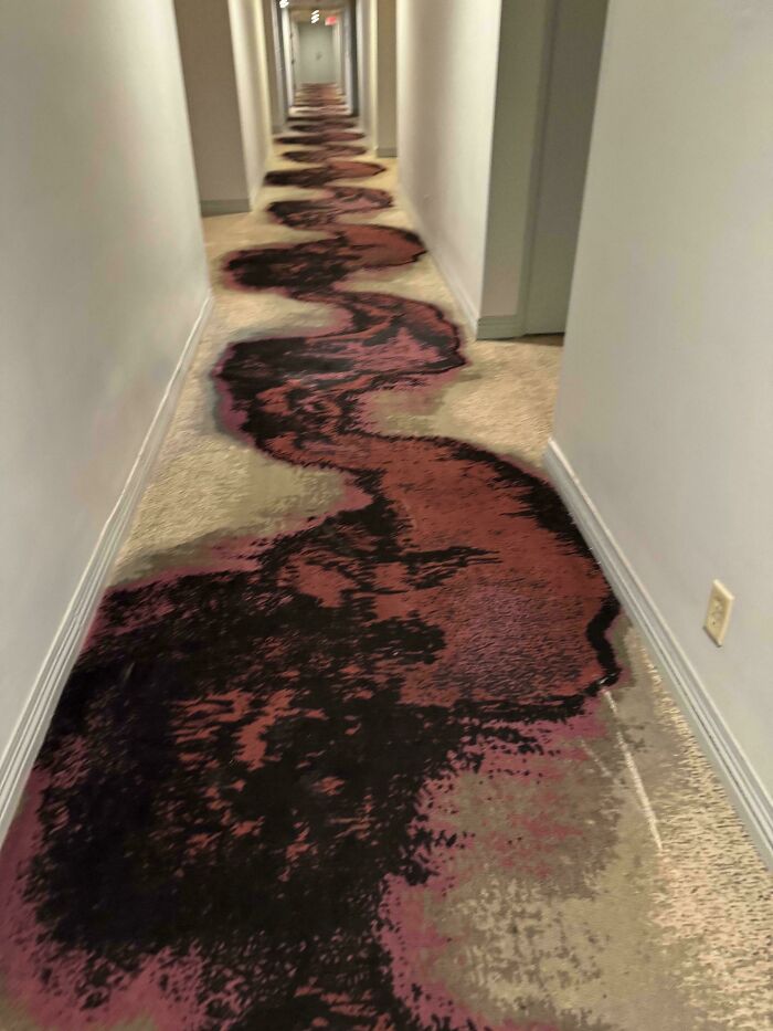 This Hotel Picked The Exactly Wrong Carpet Pattern To Say Goodbye To Guests