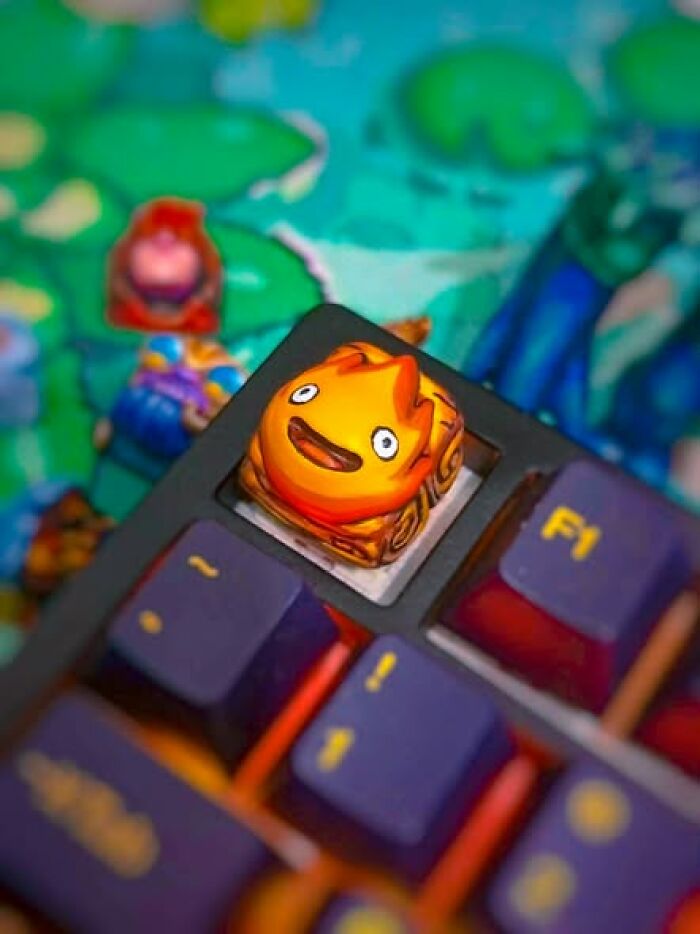 The Coolest Calcifer Keycap You Didn’t Know You Needed On Your Keyboard